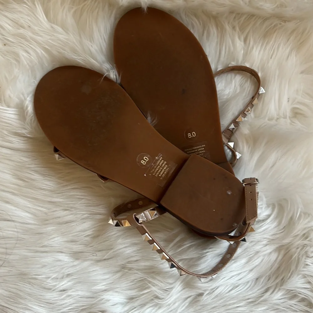 STEVE MADDEN SANDALS. - Picture 3 of 3